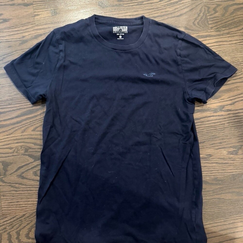Hollister Must-Have Collection Men's Crewneck T-Shirt Navy Blue XS